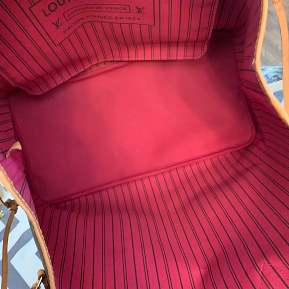 Louis Vuitton Neverfull GM - Picture 7 of 8